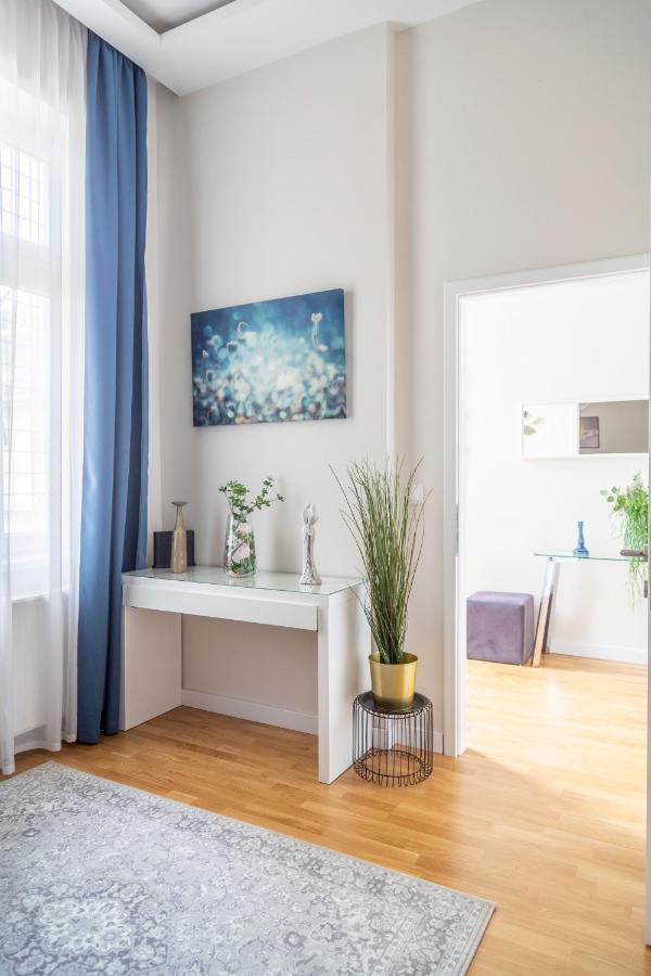 Luxury Quentin Apartment 3 Bedrm, 2 Bathrm Βουδαπέστη Εξωτερικό φωτογραφία