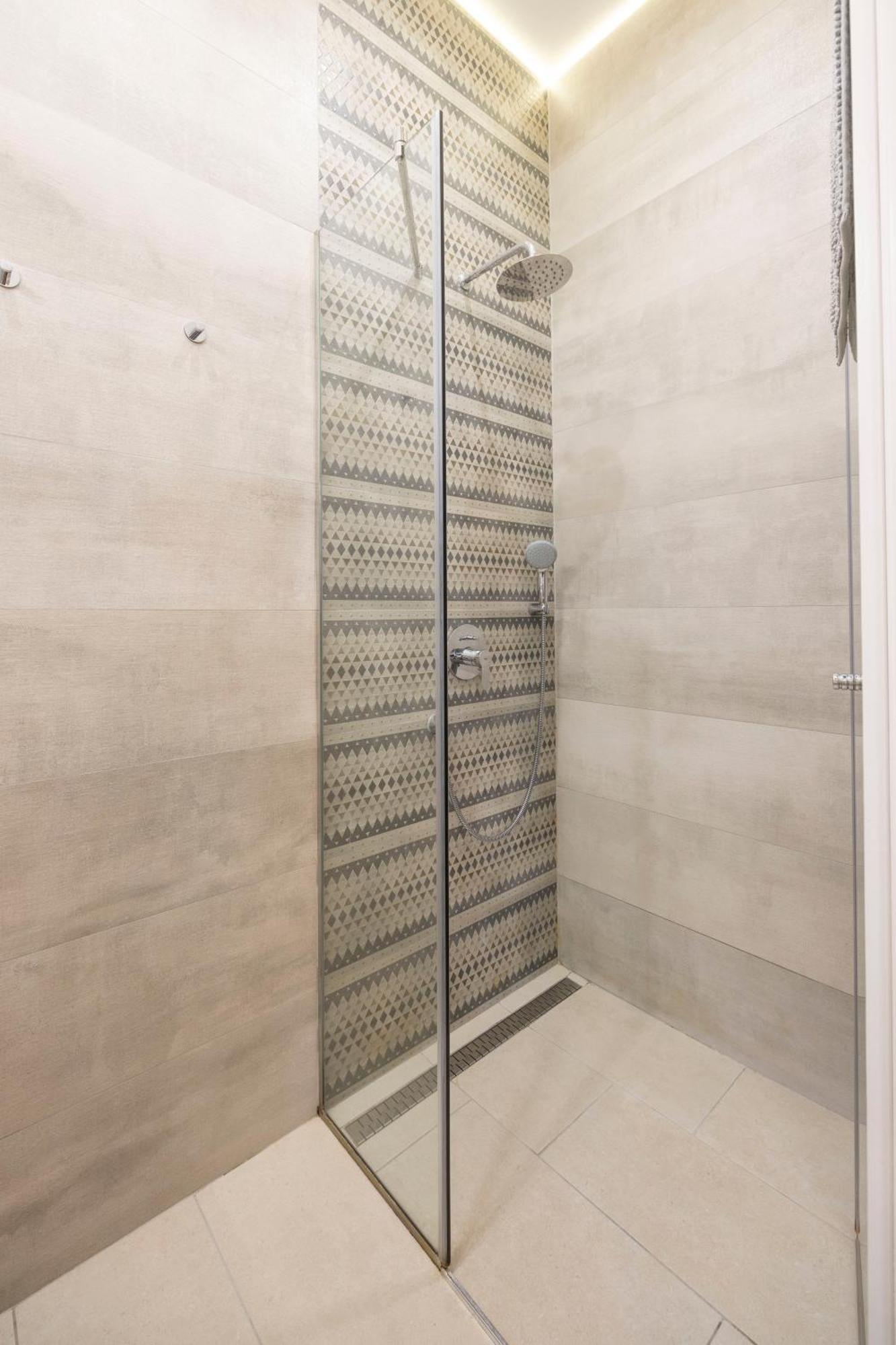 Luxury Quentin Apartment 3 Bedrm, 2 Bathrm Βουδαπέστη Εξωτερικό φωτογραφία